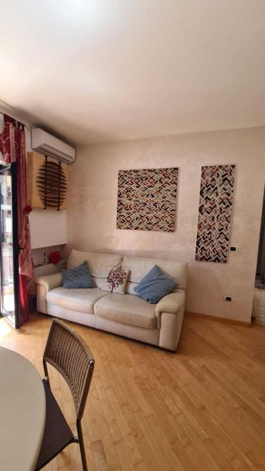 Appartamento Incantevole Finemente Arredato Martina Franca Bagian luar foto